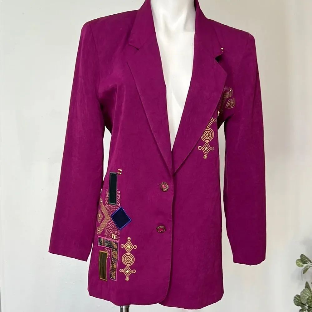 City girl vintage sport Vibrant Fuchsia Embroidered Women's Blazer